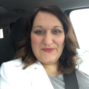 Meet your Posher, Holly